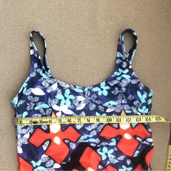 Peter Pilotto for Target Swimsuit - Picture 3 of 5